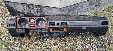 vaz motoru: QAZ 24 ŞİT klassik modelləri üçün orijinal ön panel (torpeda) — 1