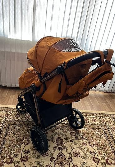 Классическая прогулочная коляска, Б/у — 2