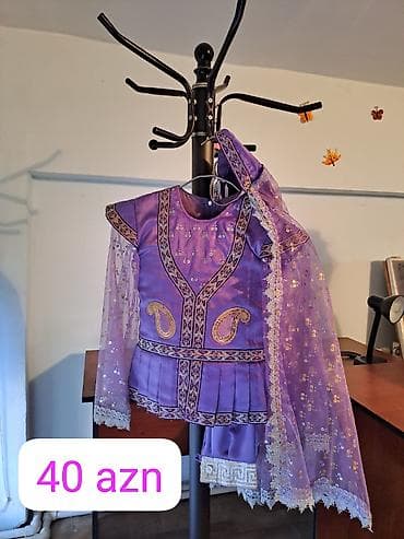 Uşaqlar və böyüklər üçün bütün ölçülər var. Ucuz qiymətə satılır və