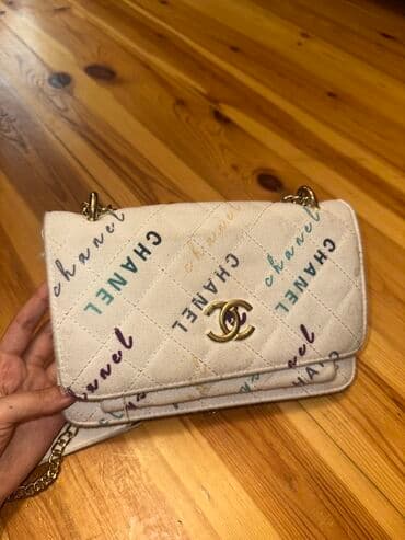 sep sekilleri: Çiyin çantası, Chanel, İşlənmiş — 1