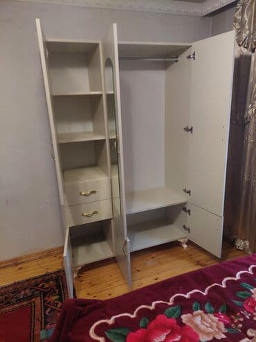 ışkaf: Yeni, Açılan, 3 qapılı Düz dolab, Qarderob, paltar dolabı, Rusiya — 2