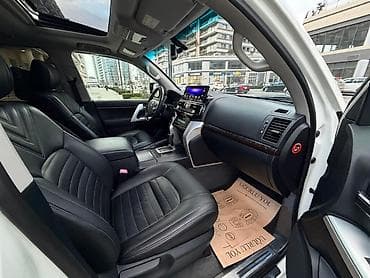 Nəqliyyat: Toyota Land Cruiser: 4 l | 2013 il Ofrouder/SUV — 9