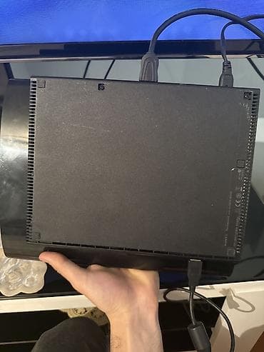 pleys: Sony PlayStation 3 Super Slim oyun konsolu - Model: PS3 Super Slim — 2