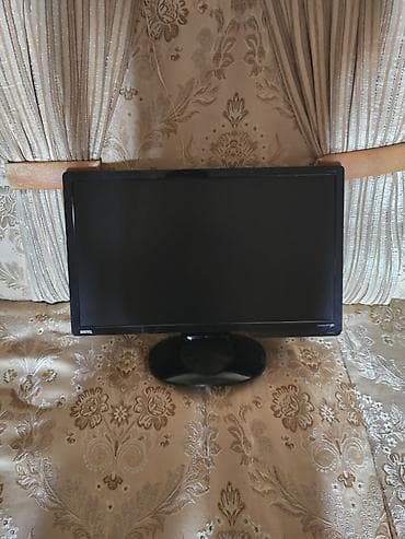 benq e900w: Benq 20" monitor. Tam işləkdir, heç bir problemi yoxdu. Ekranında — 1