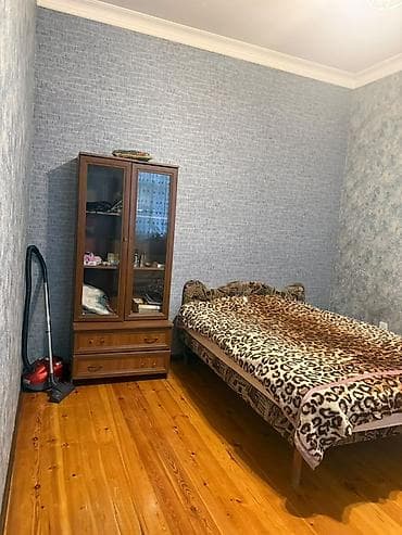 300AZN/ay İcarəyə verilir 2 otaqlı həyət evi/30 m² Ev əsas evin — 1