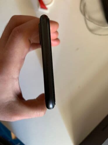 Фото и видеокамеры: IPhone 8 Plus, 64 ГБ, Черный, Отпечаток пальца, С документами — 8