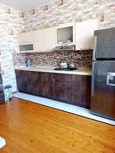 heyet evinde bulaq: 3 otaqlı, 81 kv. m, Yeni təmirli — 9