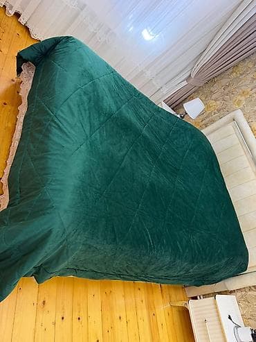 Yataq üçün rəng - Yaşıl Yataq örtüyü