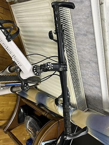 Dağ velosipedləri: Mercedes-Benz qatlanan velosiped - Çərçivə: Alüminium, qatlanan — 7