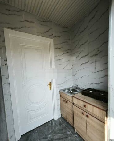 ev hovsan: 25 kv. m, 1 otaqlı — 2