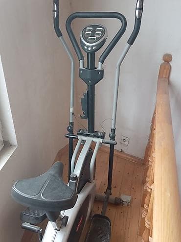 Butslar: Elliptik velosiped-trenajor - 2-si 1-də dizayn: ellips hərəkətli qol — 3