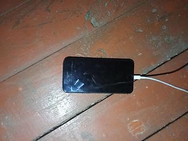 ipad 8 ikinci el: IPhone 7, 32 GB, Jet Black, Barmaq izi — 3