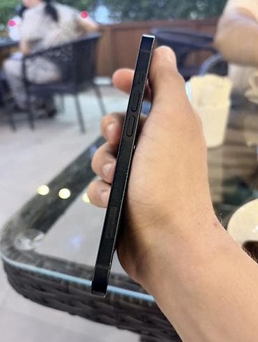 Техника и электроника: IPhone 13, Черный — 3
