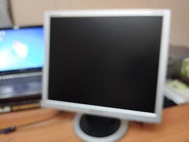 LCD Monitor Samsung Syncmaster Model: 920N 19-düym lcd ekrandır. Əla