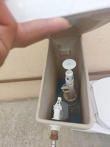 Lesa: Salam yaxsi veziyetdedi lekesi yoxdu qimeti 50manat ödenşli çatrlma — 3