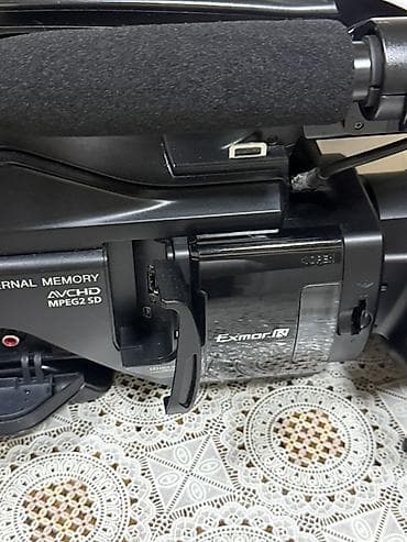 sony wf: Məhsul: Sony HD peşəkar video kamera komplekti Xüsusiyyətlər: - HD — 8