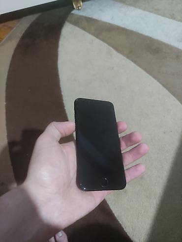 IPhone 7, 128 GB, Jet Black, Barmaq izi