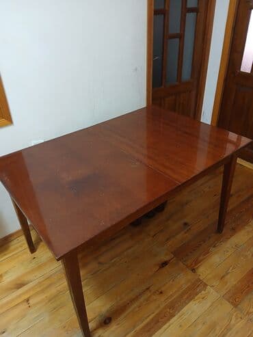Qonaq masası, İşlənmiş, Açılan, Taxta, Dördbucaq masa