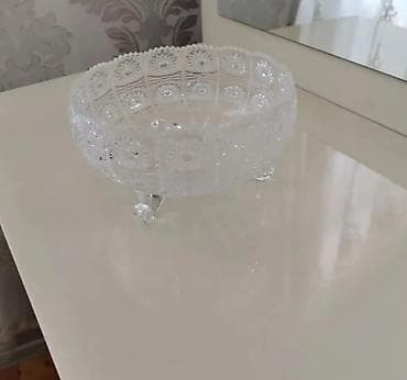 Şüşə/kristal dekorativ qab - Material: qalın, şəffaf şüşə (kristal