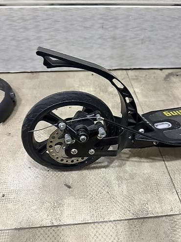 Şəhər tipli skuter - Güclü alüminium gövdə, yığcam qatlanan — 3