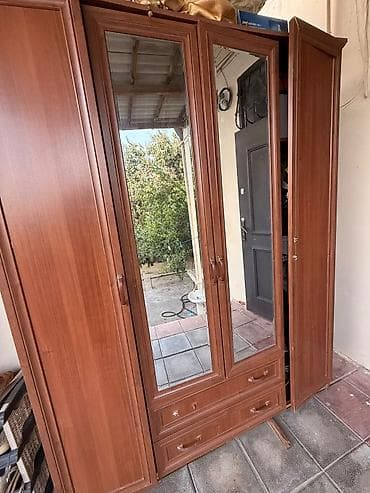 tumbucka: Yataq desti 2 neferlik taxt bazasi var 4 qapili dolab 1 termo 2 — 3
