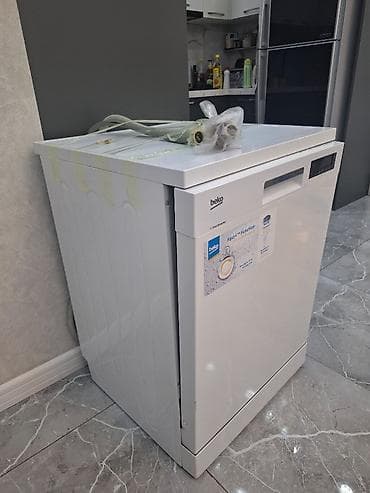 Tam problemsiz. Köçdüyüm üçün satıram. Vasitəçi və yaxud usta deyiləm