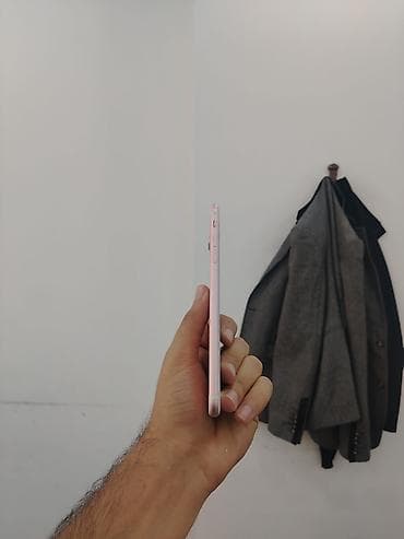 iphone lalafo: IPhone 7 Plus — 2