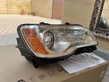 led isiqlar qiymeti: Sağ, Yaxın və uzaq vuran işıqlar Chrysler, 2012 il, Orijinal, ABŞ — 2