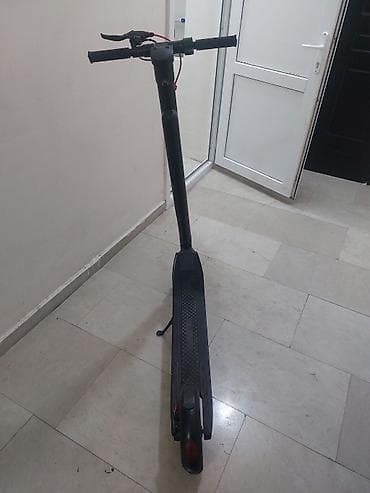 samakat islenmis: Elektrik skuter – iTeco brendi - Rəng: qara - Rulda LED displey — 5