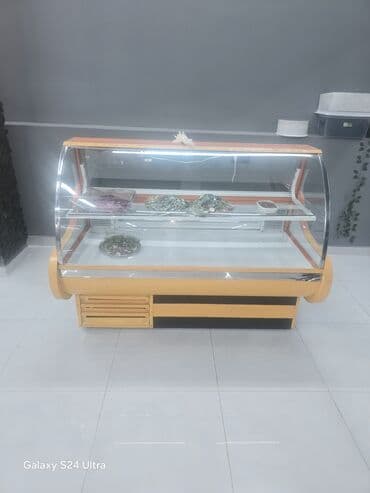 Digər soyuducu avadanlığı: Soyuducu vitrin – restoran, kafe, şirniyyat və deli məhsullarının — 2