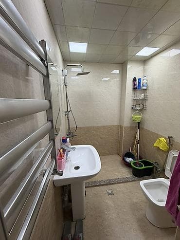 weki: Salam Ev satilir wexsi evimdi makler deyilem unvan Gence prosbekti — 4