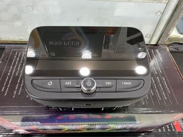 hyundai elantra monitor: Qara rəngdə, sensor ekranlı avtomobil maqnitofonu. Ön paneldə əsas — 3