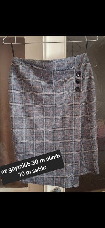 ağ sarucka: Məhsulların təsviri: 1) Ağ iki hissəli dəst - Üst: ağ, fermuarlı — 3