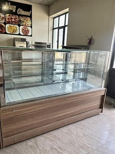 Biznes üçün avadanlıq: Soyuducu vitrin + kassa şkafı Çox az istifadə edilib. Yeni kimidir — 5