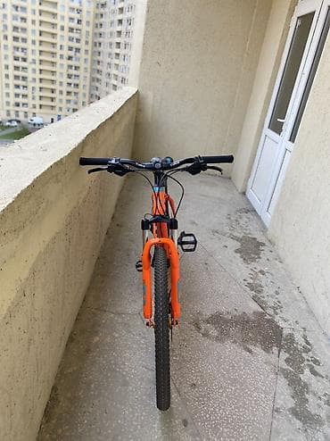 trek marlin 5: Tobe dağ velosipedi - Çərçivə: yüngül alüminium hardtail, idman — 2