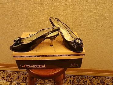 Ölçü: 39, rəng - Qara, İşlənmiş