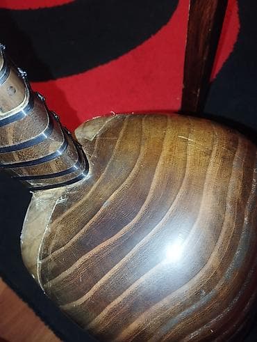 gitara mahnilari turk: Tar – milli simli musiqi aləti - Korpus: iki hissəli armudşəkilli — 7