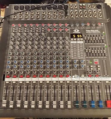 airdots 2: Dynacord PowerMate 1000 aktiv mikşer Xüsusiyyətlər: - 10 mono + — 1