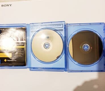 Kia: Şəkildəki PS4pro1TB 2 orijinal pult +2disk +türk hesabında 20 oyun — 9