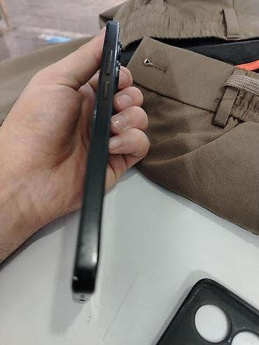 poco f6 pro 5g: Redmi smartfon - Ekran: tam ekran dizayn, ön kameraya görə mərkəzdə — 3