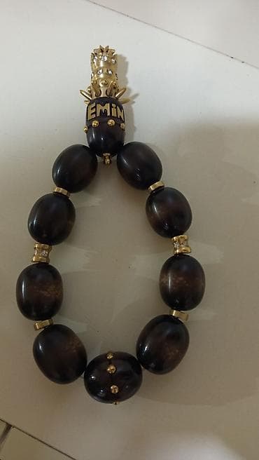 ebanit tesbeh: Şəxsi adlı təsbeh – “EMİN” yazılı
Ebanit daşlı başı fırlanır — 1