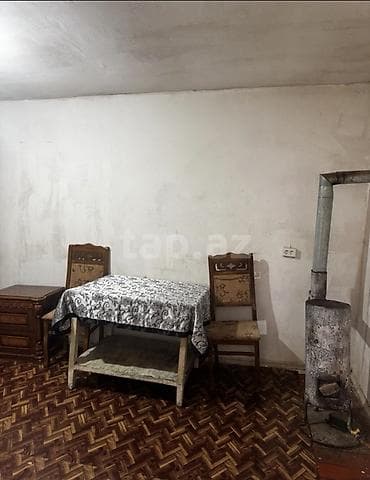 lökbatan kiraye: Bileceride plowad terefde bir otaq bir metbexi olan heyet evi kiraye — 2