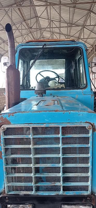 ezik mawinlar: Satılır traktor zavodu ili 1990 — 5