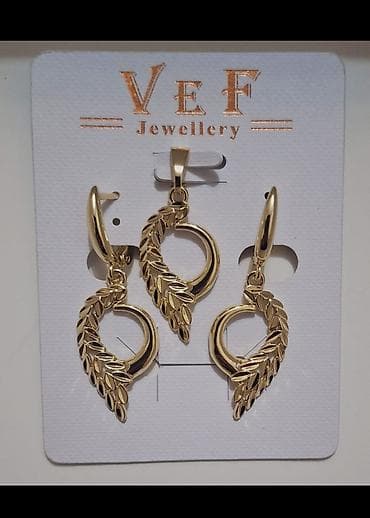 Бижутерия: Qızıl rəngli zərgərlik aksesuarları – bir neçə model,hər biri 8 azn - — 4