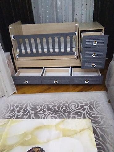 siyirmeli dolab: Oğlan və qız üçün, Yeni, Dördbucaq, Beşik, Dəstsiz, Matras ilə, Yellənmə mexanizmsiz — 4