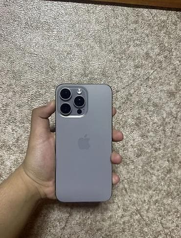 apple watch ultra 1: IPhone 15 Pro Max, Natural Titanium, Face ID — 3