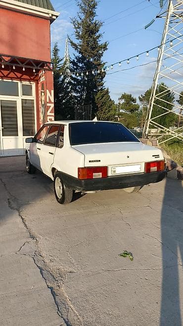 bmw e 36: VAZ (LADA) Samara: 1.6 l | 1997 il Sedan — 5