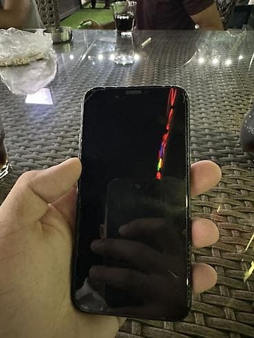 spple 11: IPhone 11 Pro Max, 64 GB, Space Gray, Face ID — 2