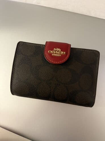 qadin donlari: Coach pulqabi (amerikadan alinib) — 1