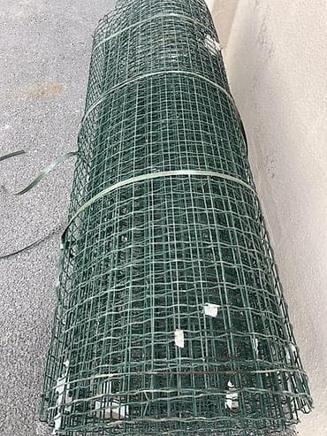 Yaşıl polimer örtüklü məftil tor – rulon şəklində. - Material: qalın